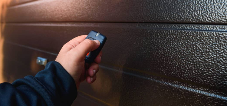 automatic door opener with remote control in Cudahy