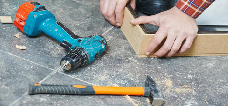 broken door frame repair Cudahy